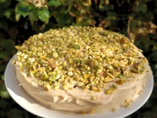  Cake with pistachios