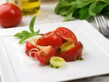  Tomato and Peppermint Salad