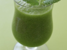  Apple and sorrel smoothies