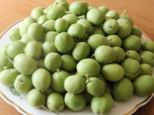  Green walnuts for Todikamp tincture