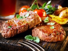  Almond butter meat dish has a very refined taste.