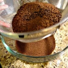  Flour the acorns through a sieve