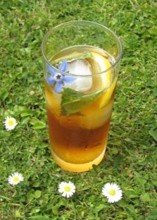  Healthy Lemonade with Cucumber Herb