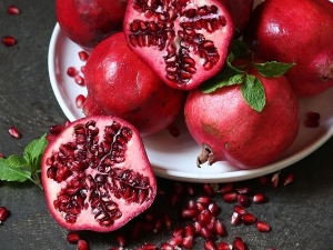  How to quickly clean the pomegranate?