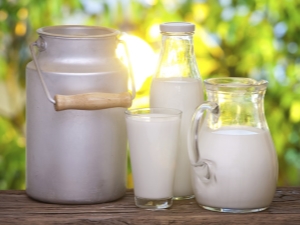  What vitamins are found in milk?