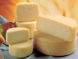  Cheese Kachotta: description, calorie content and subtleties of use