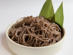  Buckwheat noodles: how to cook and what dishes can be made from it?