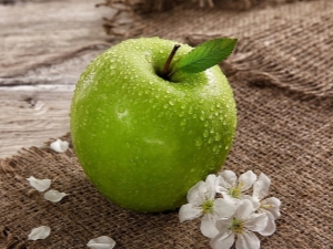  Green apples: composition, calorie and glycemic index