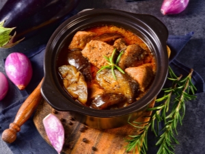  Calories and composition of stewed pork