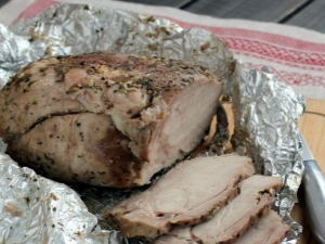  Recipes and secrets of roasting pork in foil