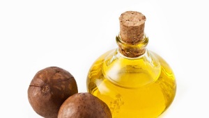  Macadamia oil