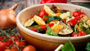  Cooking vegetables in a grill pan