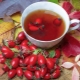  Bagaimana untuk membakar rosehip untuk diminum?