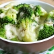  The details of the process of cooking broccoli in a slow cooker