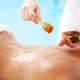  The benefits and harm of honey back massage