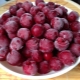 Frozen cherry: calories and properties, the rules for freezing berries