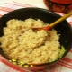 Cooking barley porridge on the water in a slow cooker