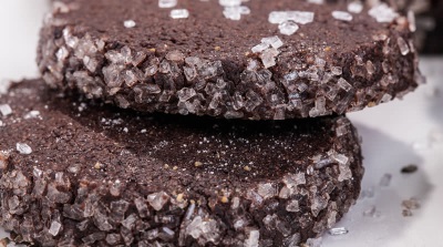  Chocolate Cookies with Black Pepper