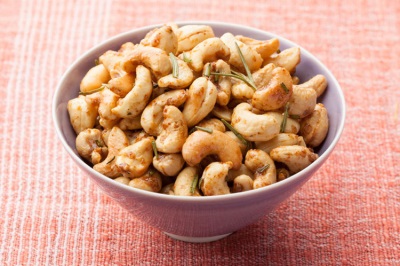  Stripped cashews