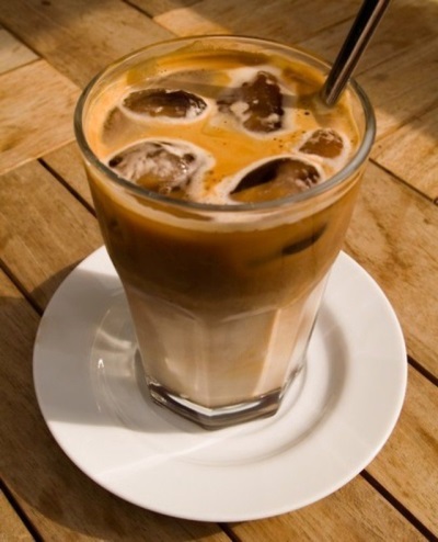  Iced coffee with cinnamon