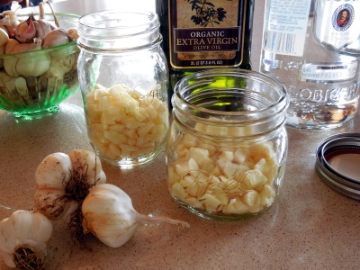  Tincture with garlic on sunflower oil