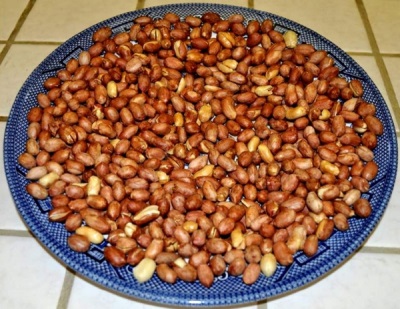  Roasted In-Shell Peanuts