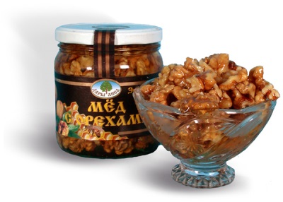  Honey with walnuts is useful for men - this mixture restores the potency