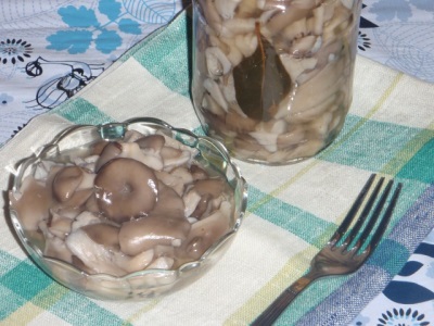  Marinated Oyster Mushrooms