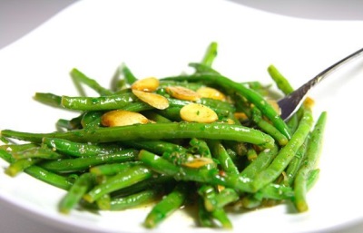  String beans with pine nuts