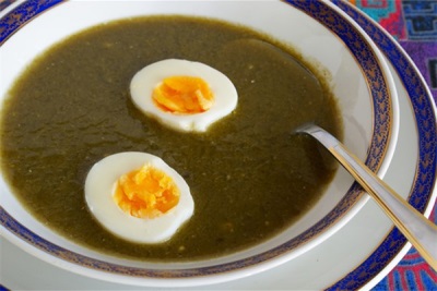  Green soup with tart