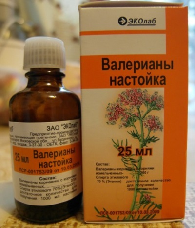  Valerian tincture in pharmaceutical packaging