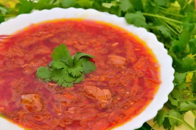  Red borsch with yarrow