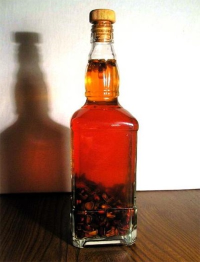  Tincture cloves on cognac